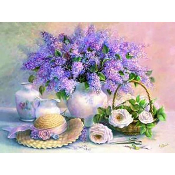 Broderie Diamant Lilas violets et chapeau de paille