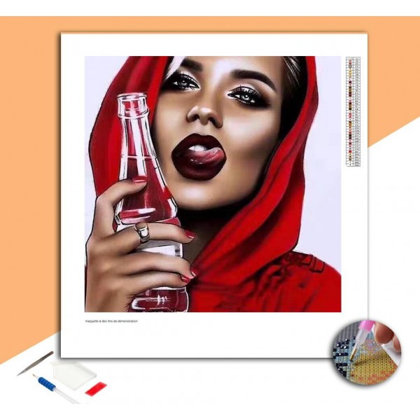Broderie Diamant Femme qui se lèche les lèvres